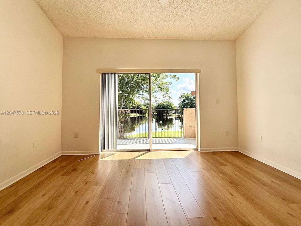 En Venta: $214,500 (1 camas, 1 baños, 628 Pies cuadrados)