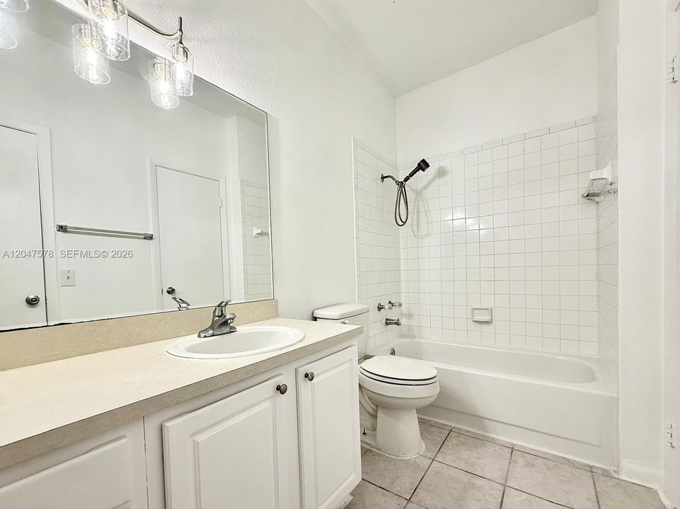 En Venta: $214,500 (1 camas, 1 baños, 628 Pies cuadrados)