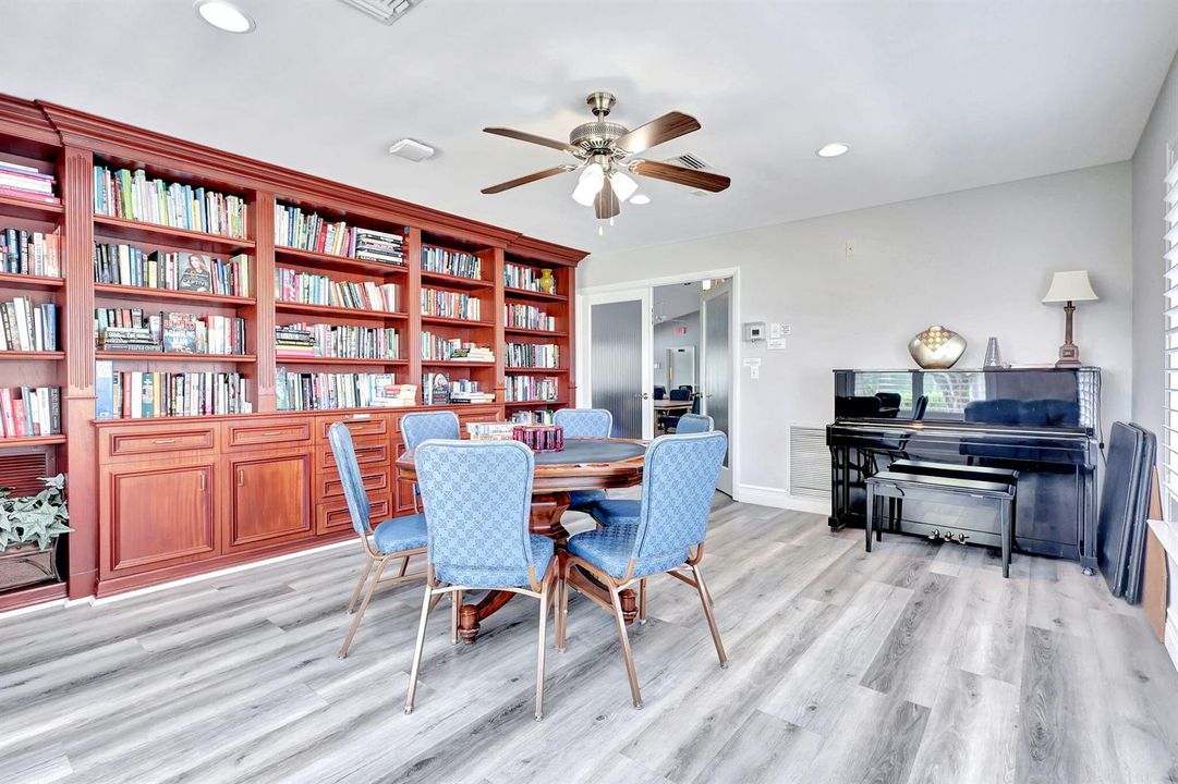 80-web-or-mls-PipersGlen_20