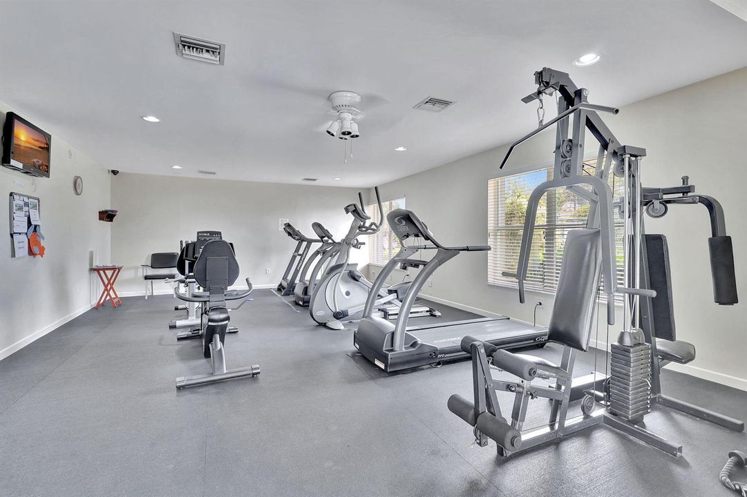 76-web-or-mls-PipersGlen_15