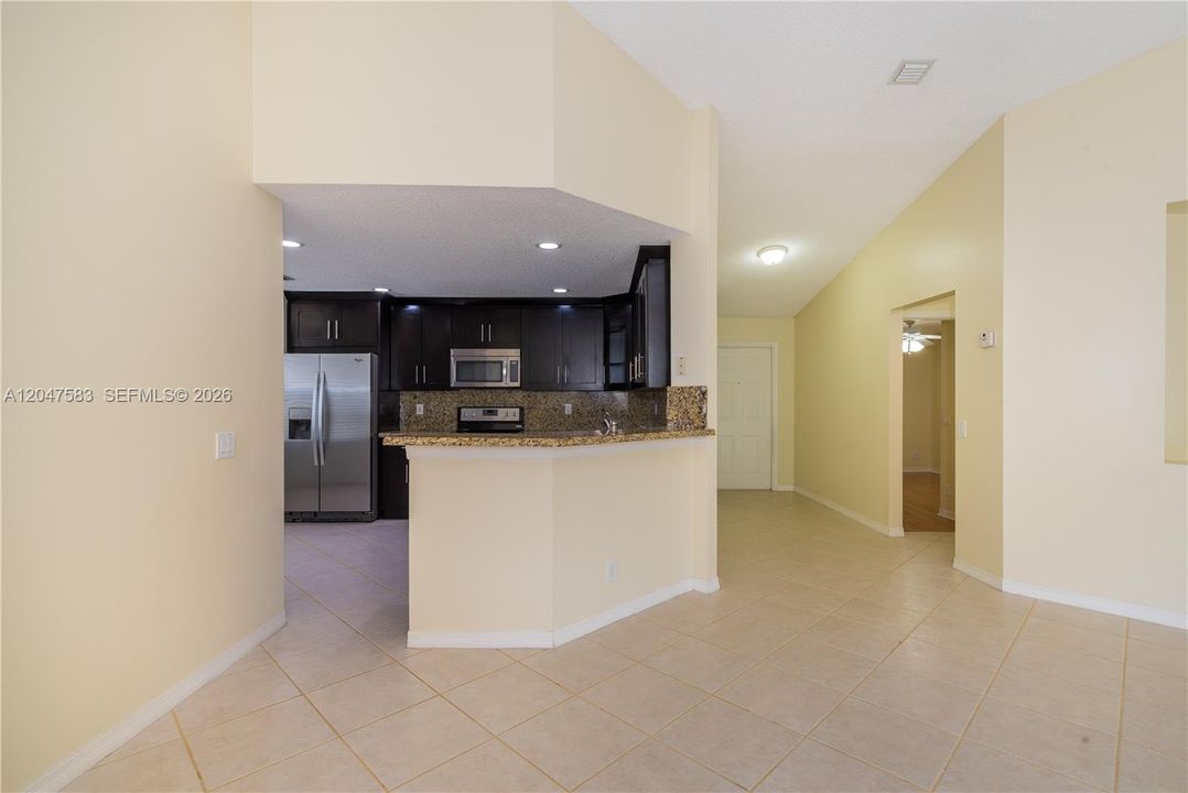 For Rent: $3,500 (2 beds, 2 baths, 1447 Square Feet)