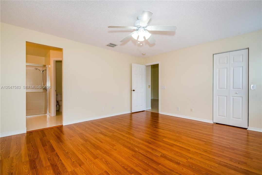 For Rent: $3,500 (2 beds, 2 baths, 1447 Square Feet)