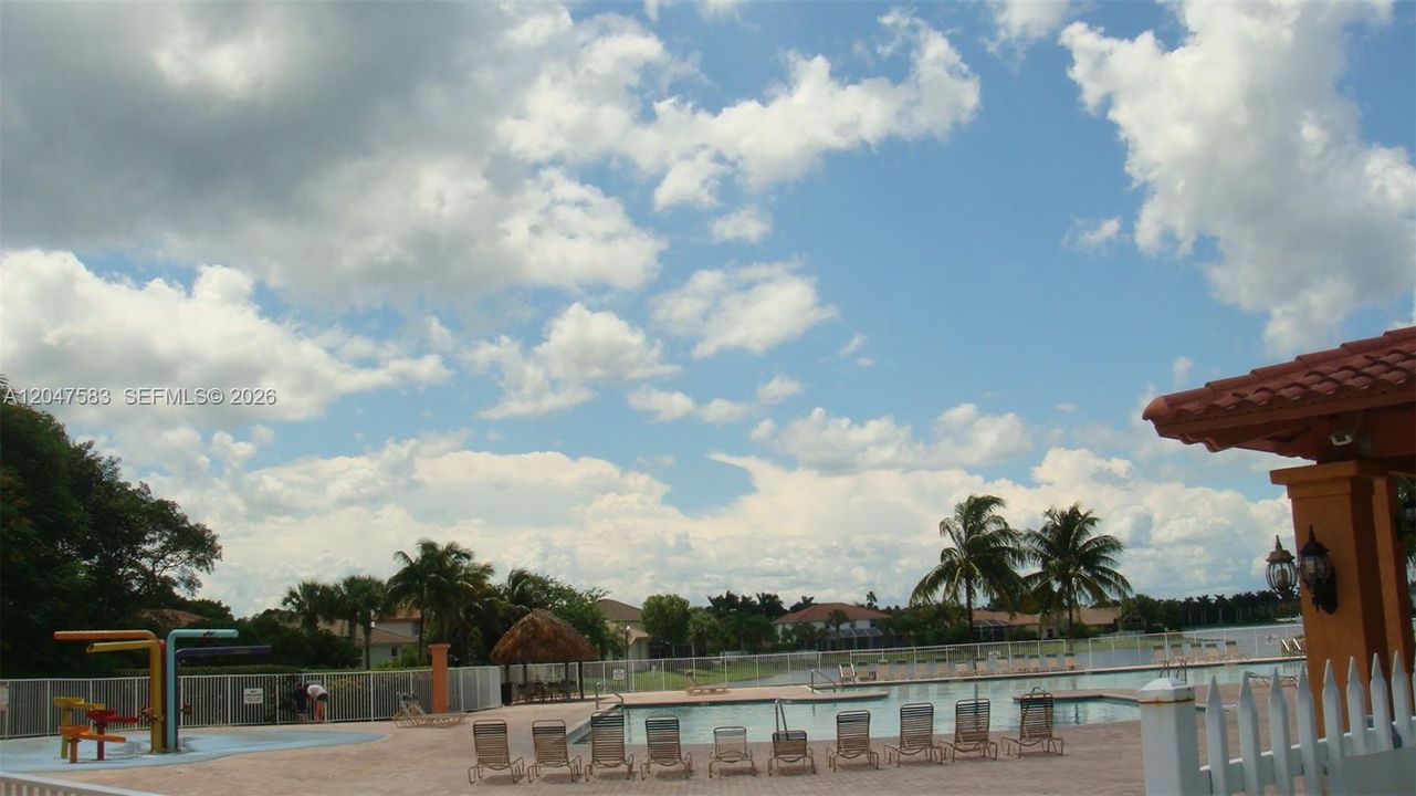 For Rent: $3,500 (2 beds, 2 baths, 1447 Square Feet)