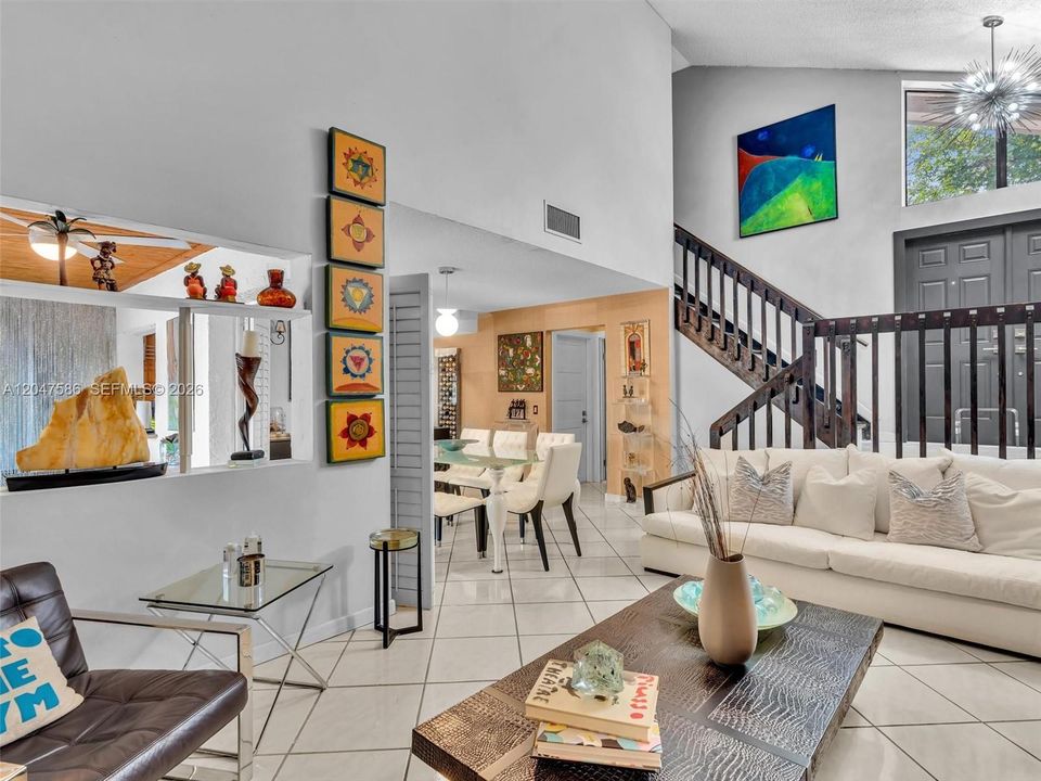 For Sale: $620,000 (2 beds, 3 baths, 1562 Square Feet)