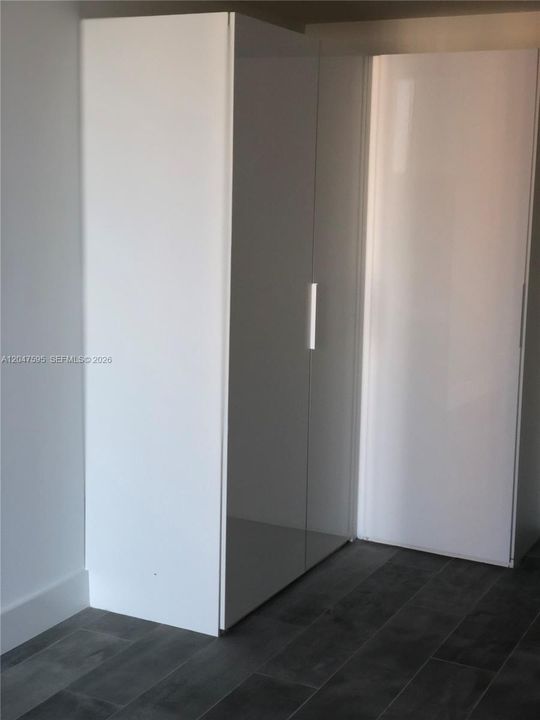 В аренду: $5,200 (2 спален, 2 ванн, 1028 Квадратных фут)
