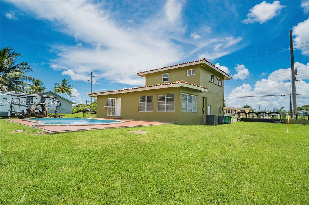 На продажу: $998,500 (4 спален, 5 ванн, 2096 Квадратных фут)