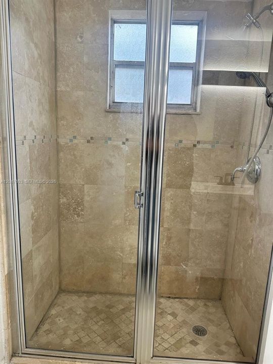 На продажу: $297,000 (1 спален, 1 ванн, 600 Квадратных фут)