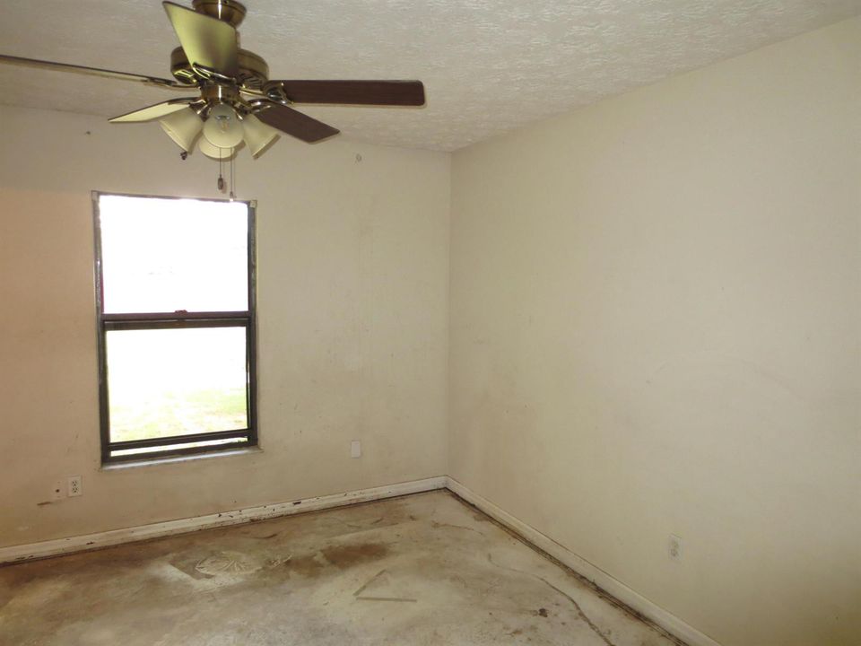 Master bedroom 1