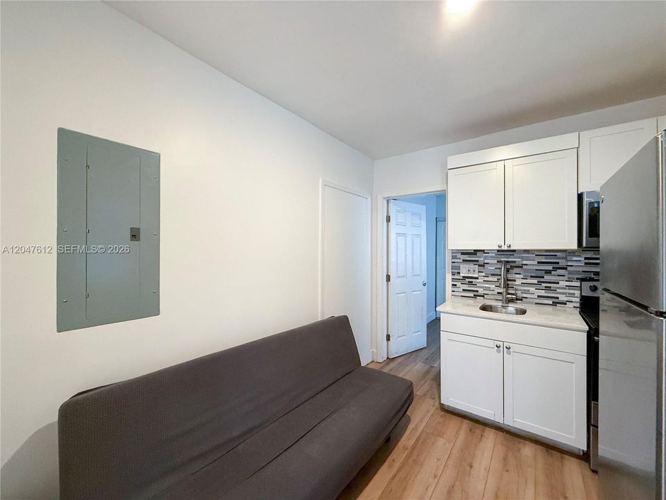 В аренду: $1,500 (1 спален, 1 ванн, 440 Квадратных фут)