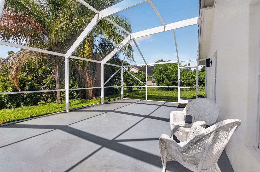 Side yard gazebo