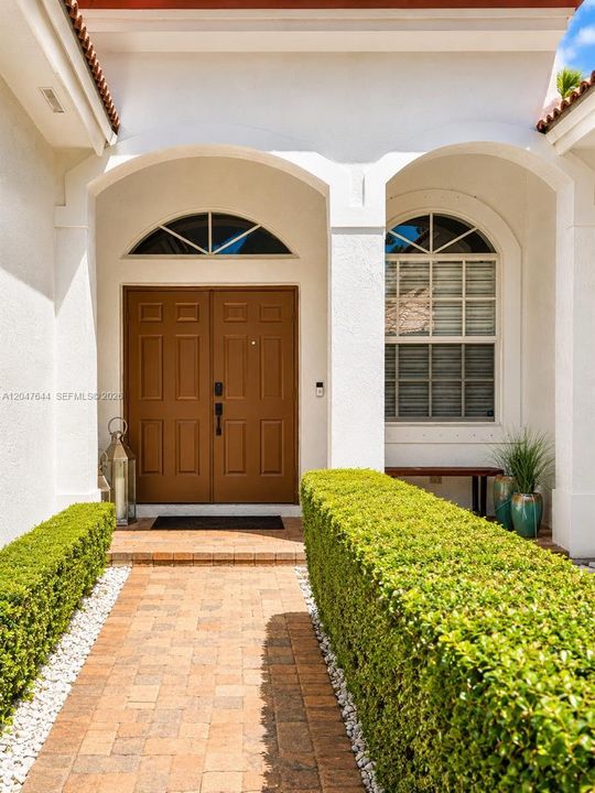 For Sale: $675,000 (4 beds, 3 baths, 2069 Square Feet)