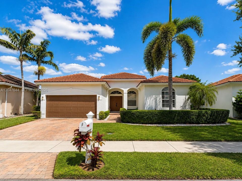 For Sale: $675,000 (4 beds, 3 baths, 2069 Square Feet)