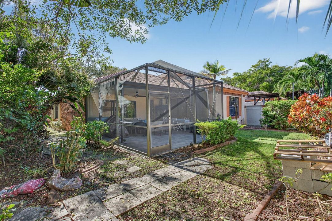 Screened Patio