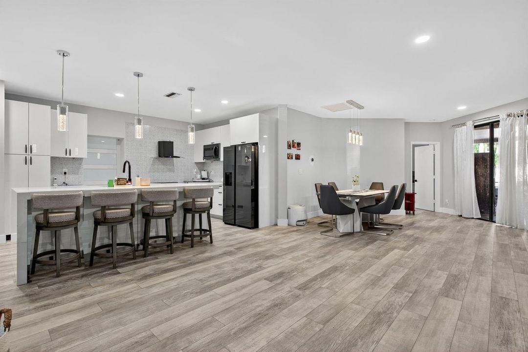 Kitchen/Dining