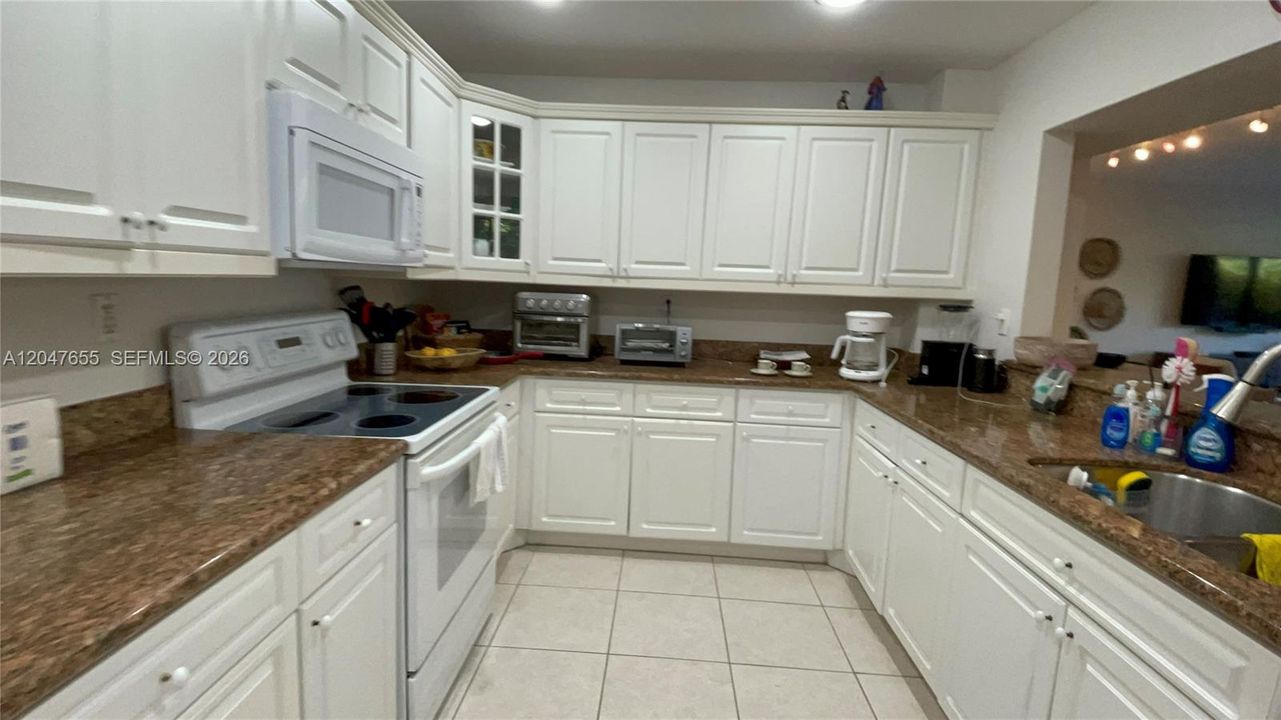 For Rent: $6,000 (2 beds, 2 baths, 1532 Square Feet)