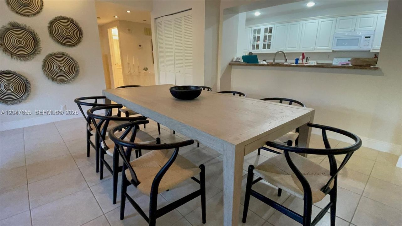 For Rent: $6,000 (2 beds, 2 baths, 1532 Square Feet)