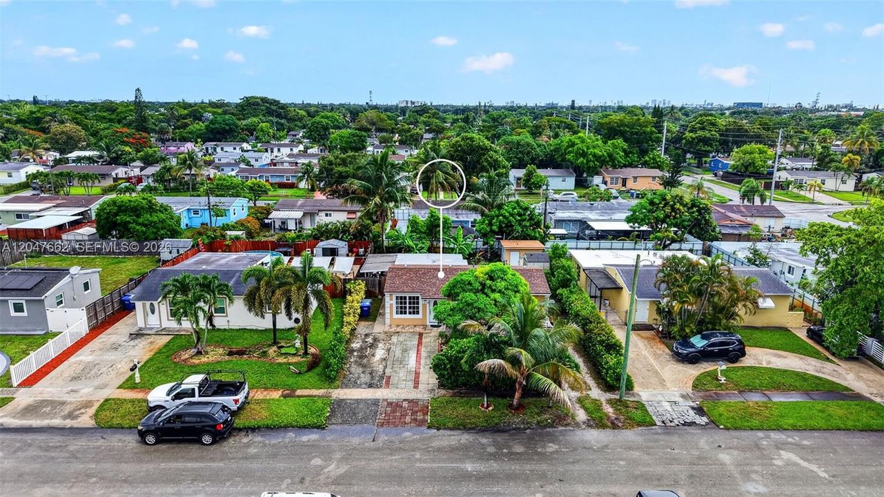 For Sale: $400,000 (4 beds, 2 baths, 1280 Square Feet)