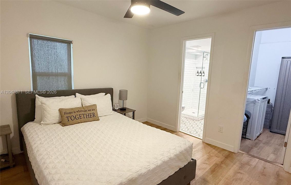 For Rent: $2,400 (2 beds, 2 baths, 1000 Square Feet)