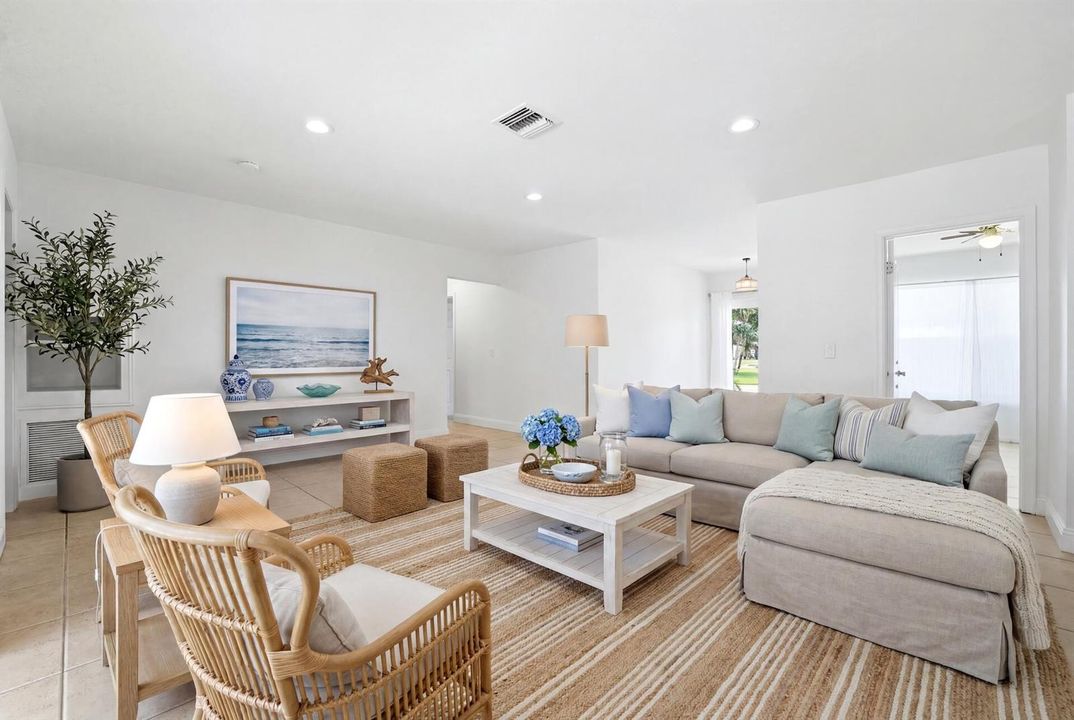 701_SW_27th_Pl_Boynton_Beach_FL_33435_US