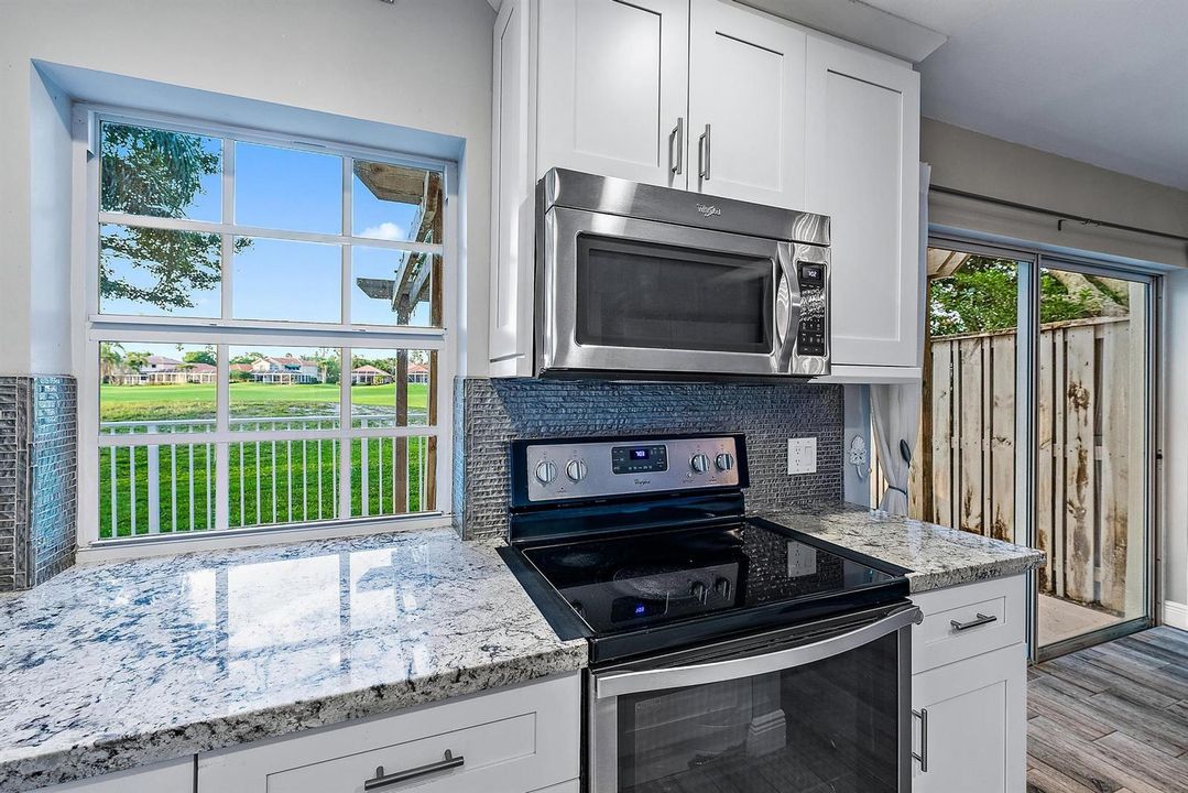 93 Admirals Ct -16