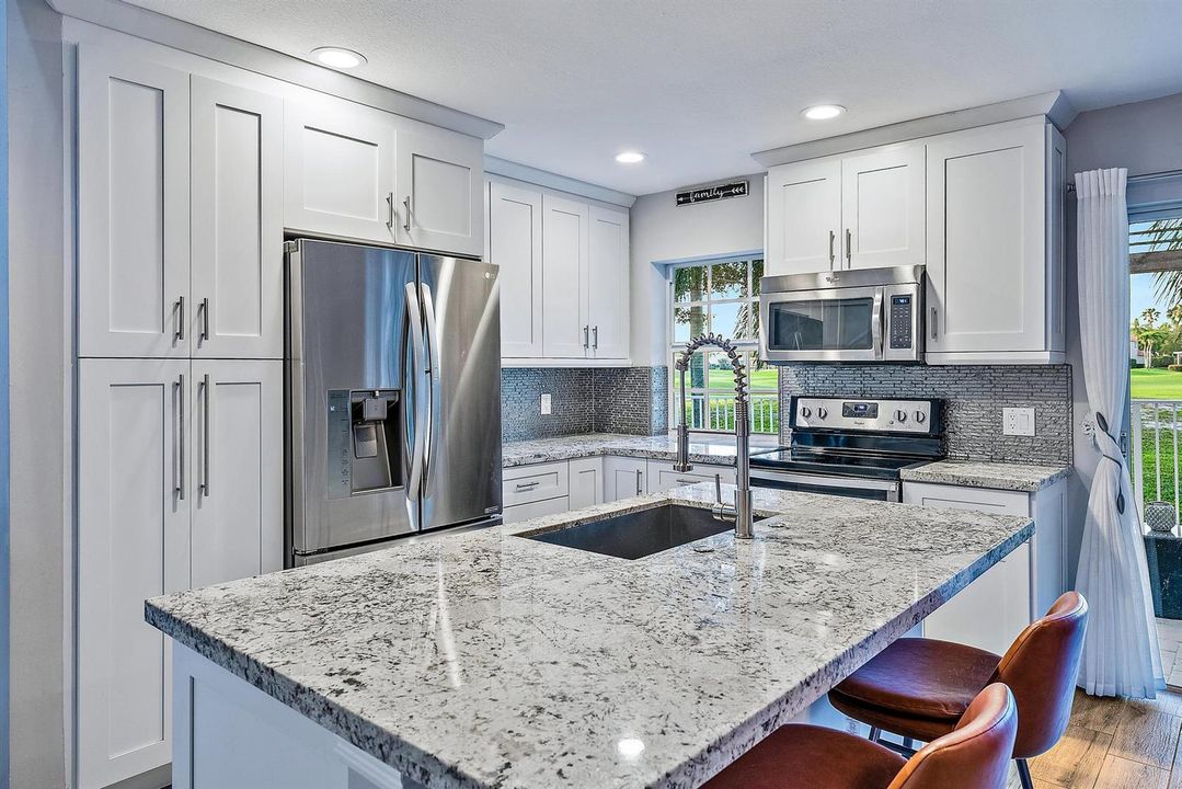 93 Admirals Ct -14