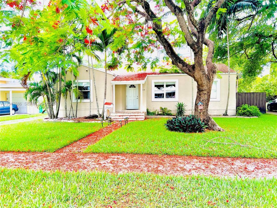 For Rent: $3,700 (4 beds, 2 baths, 2182 Square Feet)