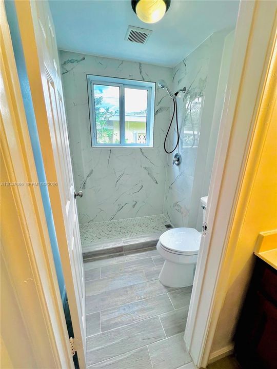 For Rent: $3,700 (4 beds, 2 baths, 2182 Square Feet)