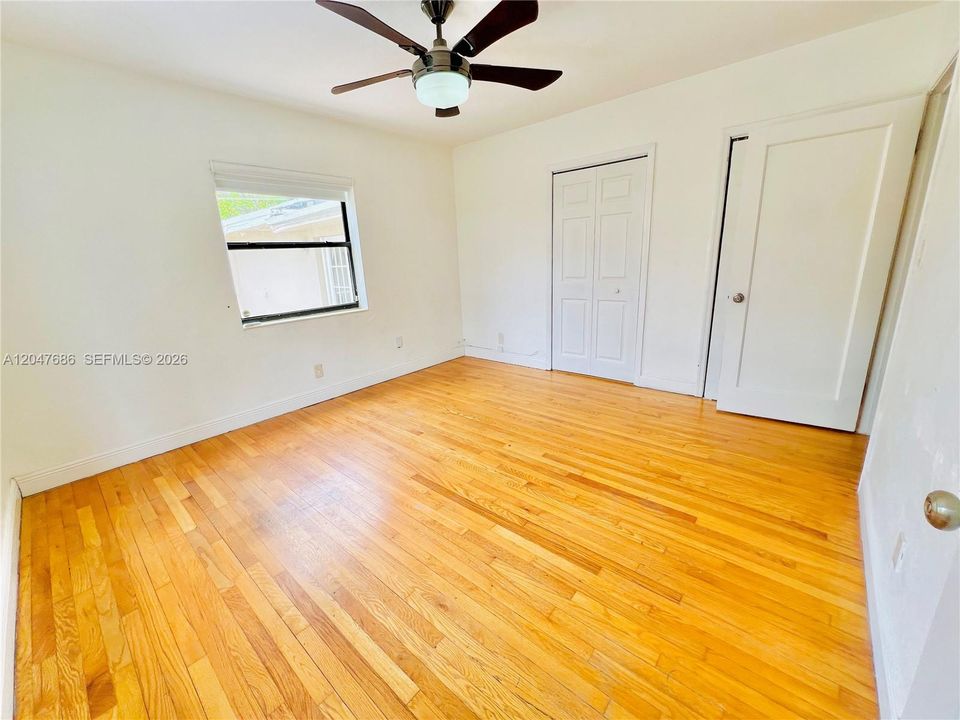 For Rent: $3,700 (4 beds, 2 baths, 2182 Square Feet)