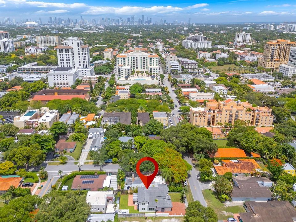En Venta: $1,500,000 (3 camas, 3 baños, 2255 Pies cuadrados)