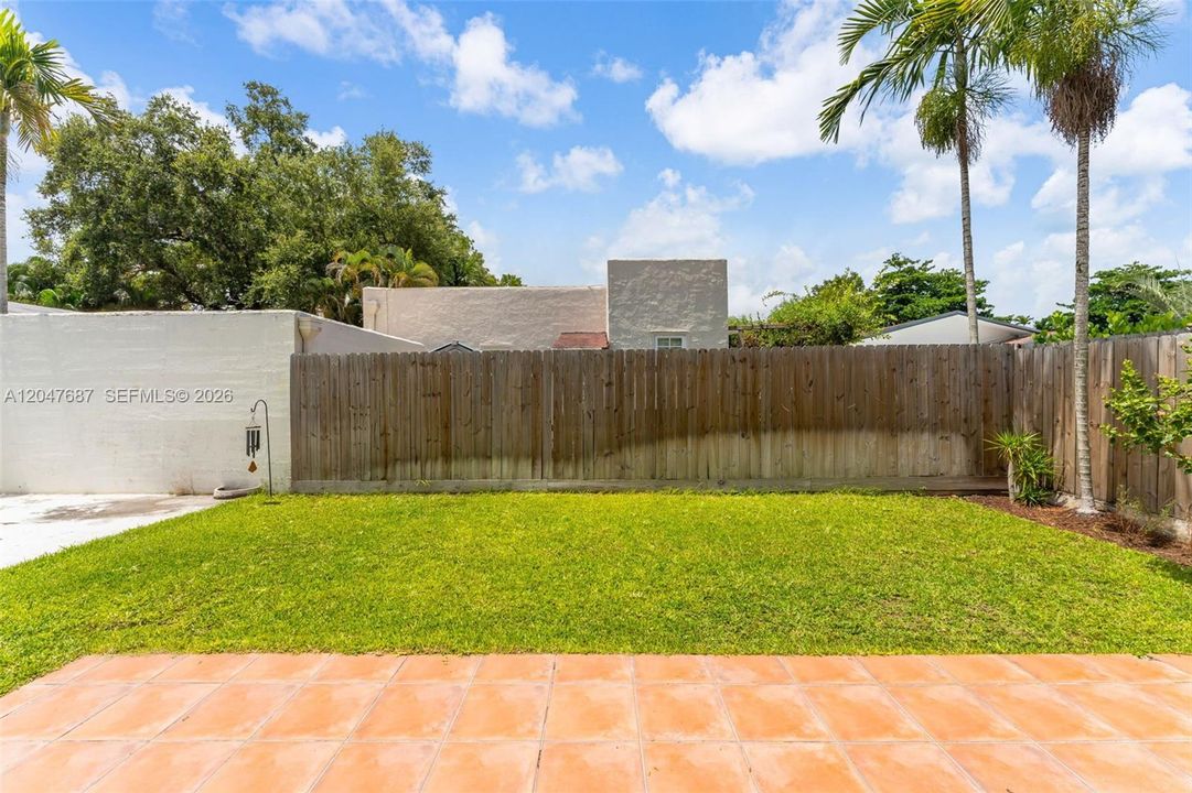 En Venta: $1,500,000 (3 camas, 3 baños, 2255 Pies cuadrados)