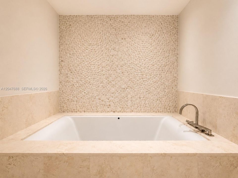 For Rent: $7,500 (1 beds, 2 baths, 1161 Square Feet)