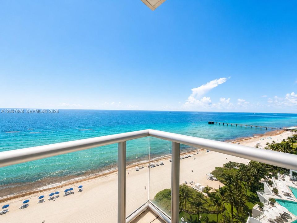 For Rent: $7,500 (1 beds, 2 baths, 1161 Square Feet)