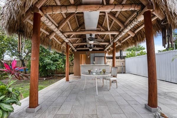 En Renta: $4,600 (5 camas, 2 baños, 1964 Pies cuadrados)