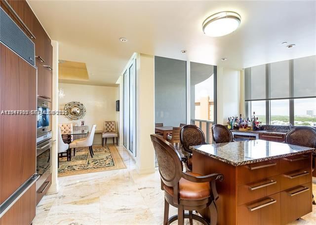 For Rent: $8,700 (2 beds, 3 baths, 2327 Square Feet)