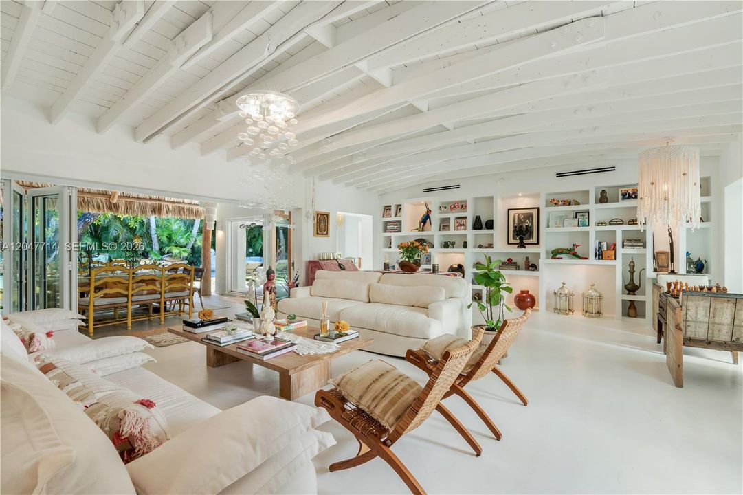 En Venta: $6,490,000 (5 camas, 5 baños, 3202 Pies cuadrados)