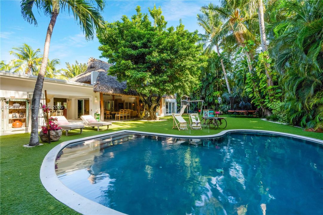 En Venta: $6,490,000 (5 camas, 5 baños, 3202 Pies cuadrados)