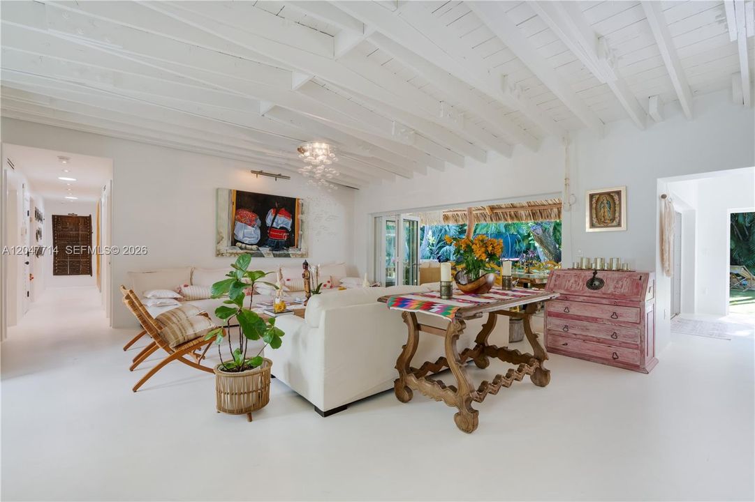 En Venta: $6,490,000 (5 camas, 5 baños, 3202 Pies cuadrados)