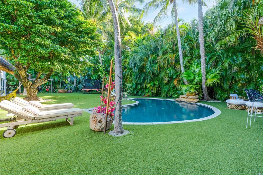 En Venta: $6,490,000 (5 camas, 5 baños, 3202 Pies cuadrados)