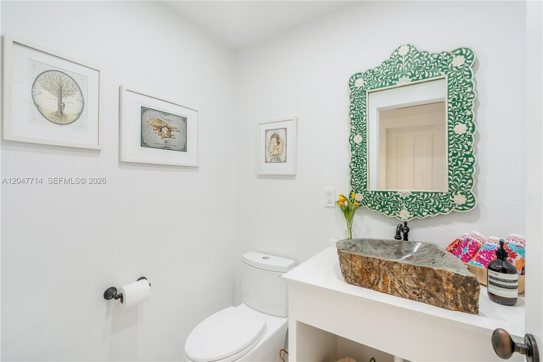 En Venta: $6,490,000 (5 camas, 5 baños, 3202 Pies cuadrados)