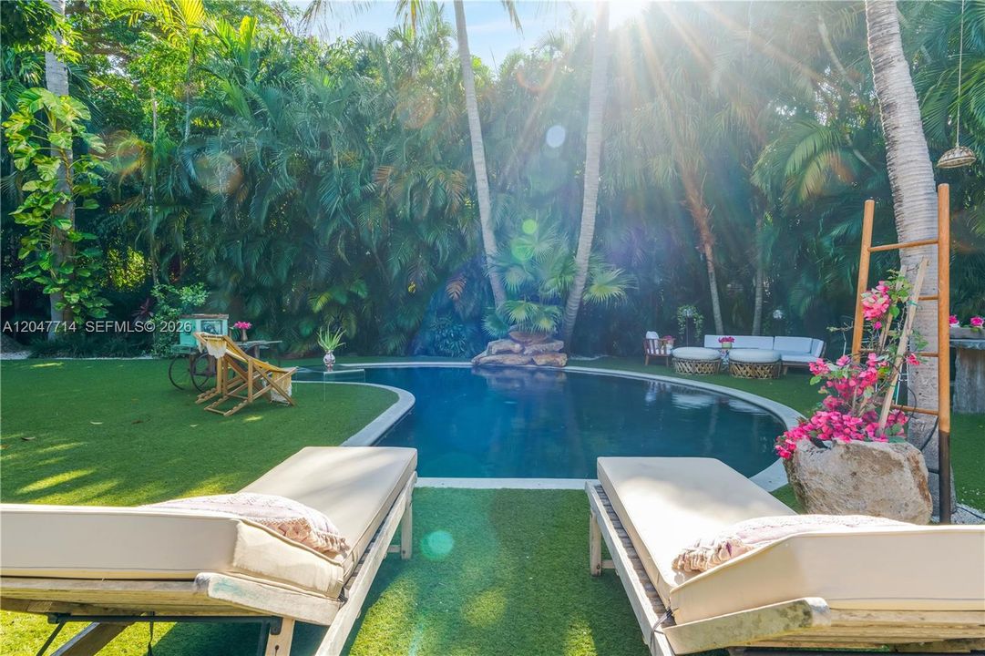 En Venta: $6,490,000 (5 camas, 5 baños, 3202 Pies cuadrados)