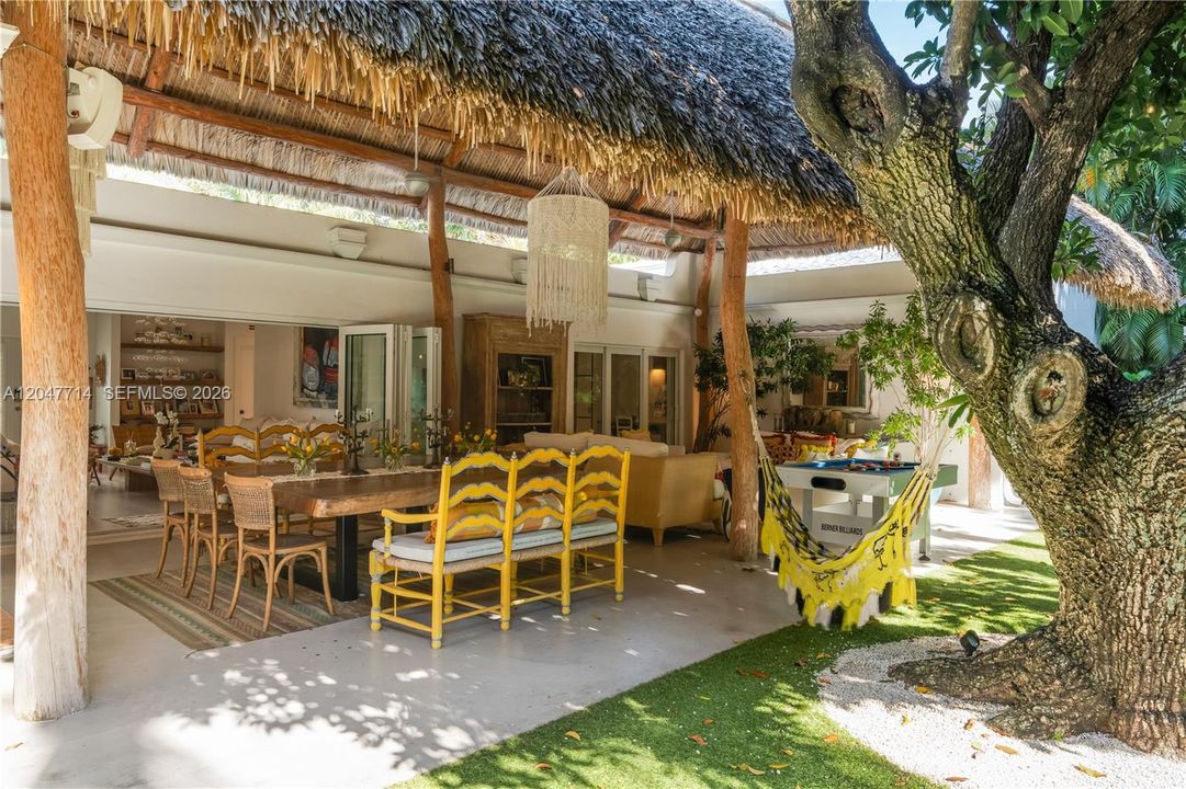 En Venta: $6,490,000 (5 camas, 5 baños, 3202 Pies cuadrados)