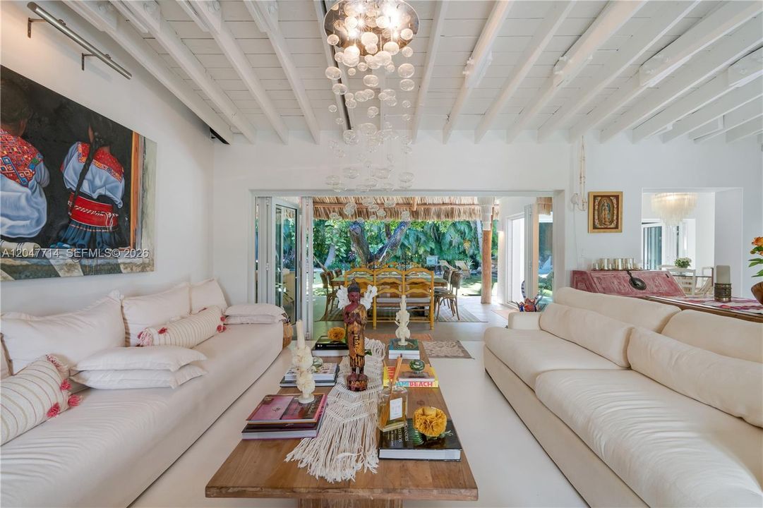 En Venta: $6,490,000 (5 camas, 5 baños, 3202 Pies cuadrados)