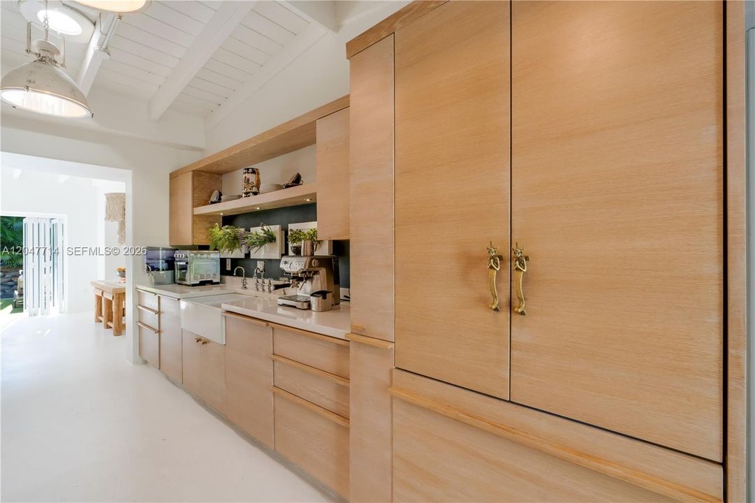 En Venta: $6,490,000 (5 camas, 5 baños, 3202 Pies cuadrados)