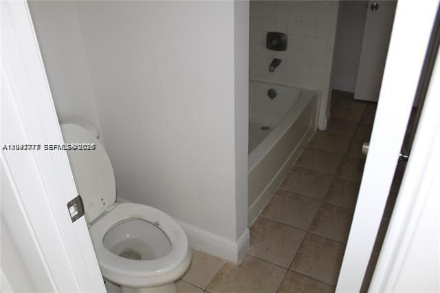 В аренду: $1,590 (2 спален, 1 ванн, 903 Квадратных фут)