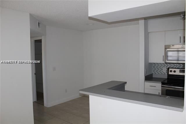 В аренду: $1,590 (2 спален, 1 ванн, 903 Квадратных фут)