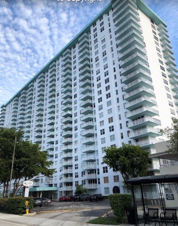En Venta: $355,000 (2 camas, 2 baños, 1233 Pies cuadrados)