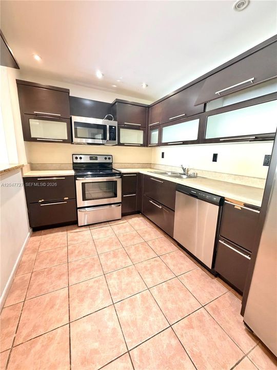En Venta: $435,000 (2 camas, 2 baños, 1505 Pies cuadrados)