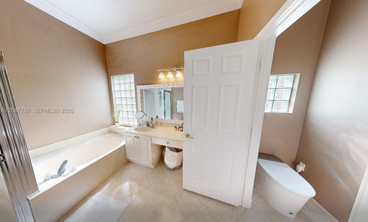 For Rent: $4,500 (4 beds, 3 baths, 2244 Square Feet)