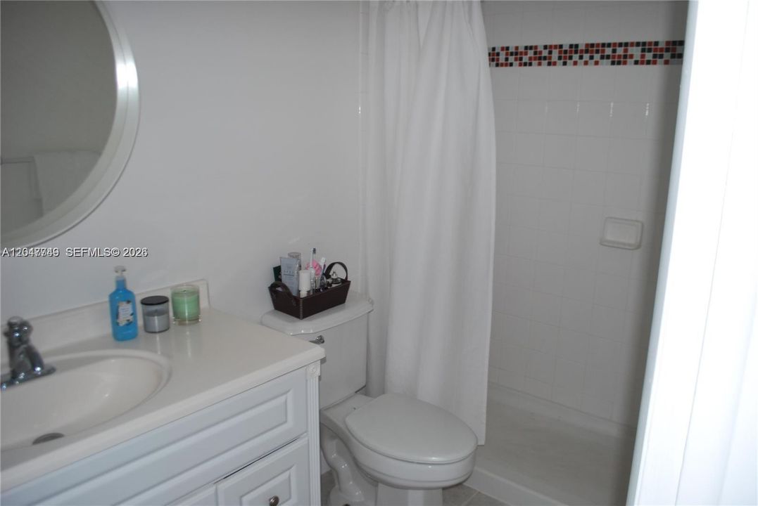 В аренду: $2,200 (1 спален, 1 ванн, 855 Квадратных фут)