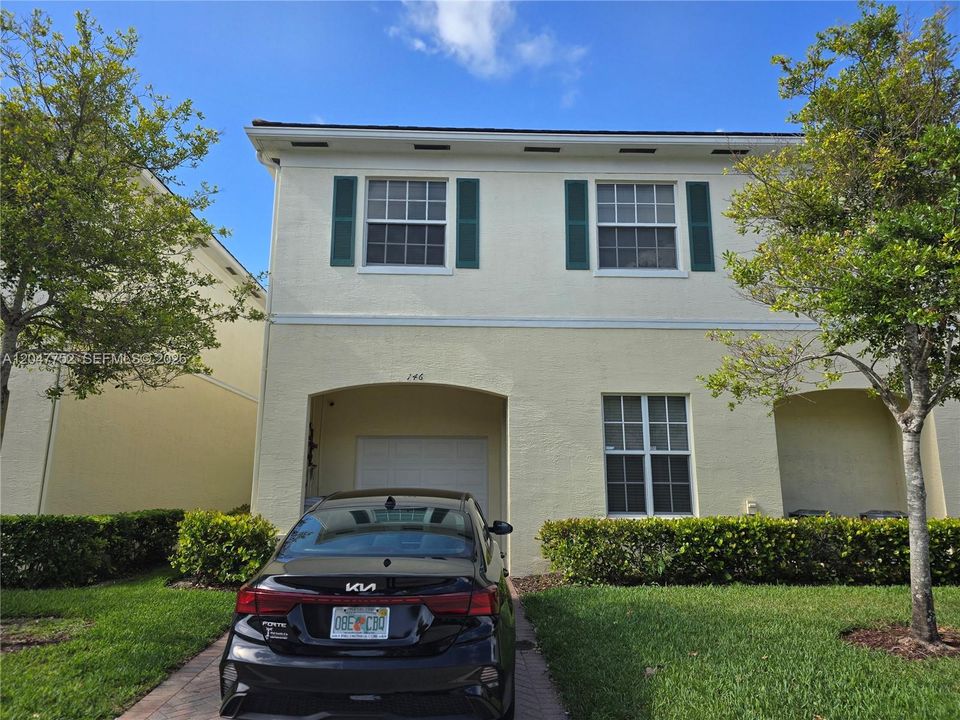 En Venta: $484,900 (3 camas, 2 baños, 2036 Pies cuadrados)
